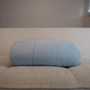 Luna Cooling Weighted Blanket packing